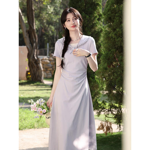 鹿向南「妍曲芙音」法式温柔灰紫色连衣裙女夏季新款收腰显瘦长裙 商品图3
