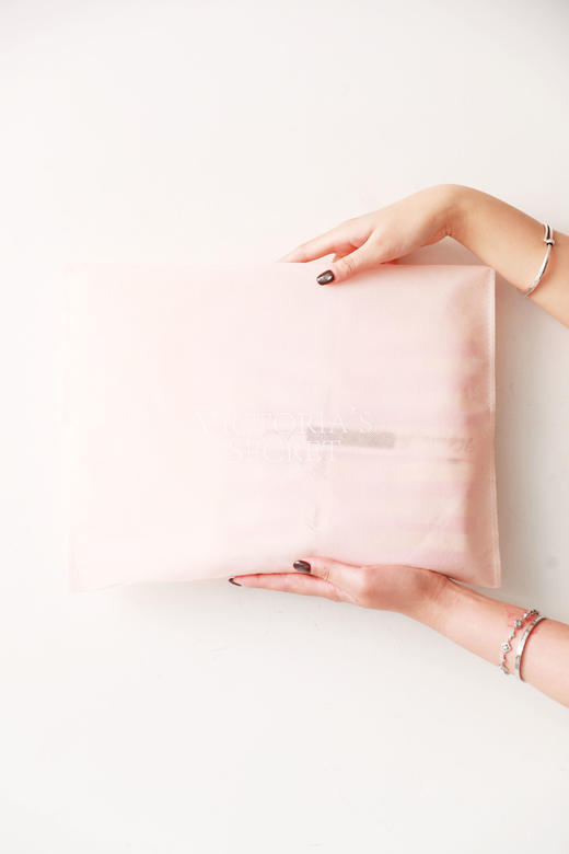 真的爱了，性感又时髦。上衣+裤子一起可外穿棉绸家居套装E032888 商品图14