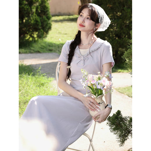 鹿向南「妍曲芙音」法式温柔灰紫色连衣裙女夏季新款收腰显瘦长裙 商品图4
