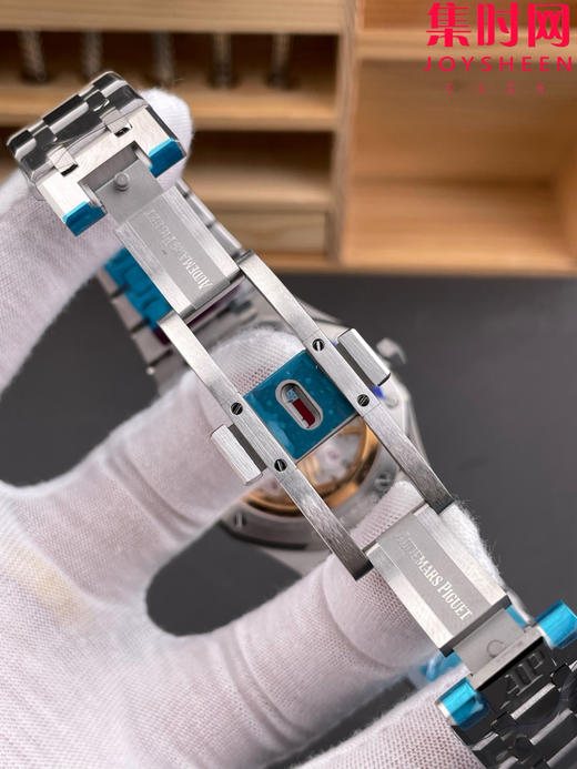 VS爱彼皇家橡树15500系列 男士腕表 表径41mm 丹东4302一体机 新陶瓷滚珠轴承 商品图7