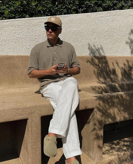 勃肯 男女款牛皮绒面包头拖鞋 商品图3