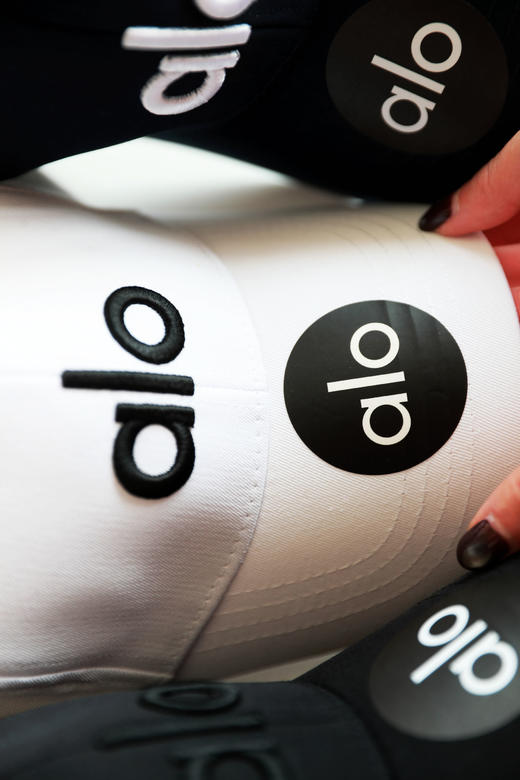 好美的帽子啊啊啊，直接种草了。高颜值显脸小软顶棒球帽E032858 商品图1