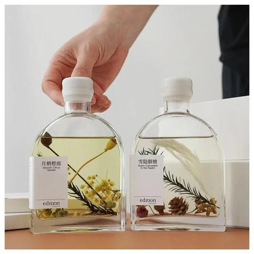 Edition 香薰。1️⃣雪隐烟檀 2️⃣月栖橙庭 商品图1