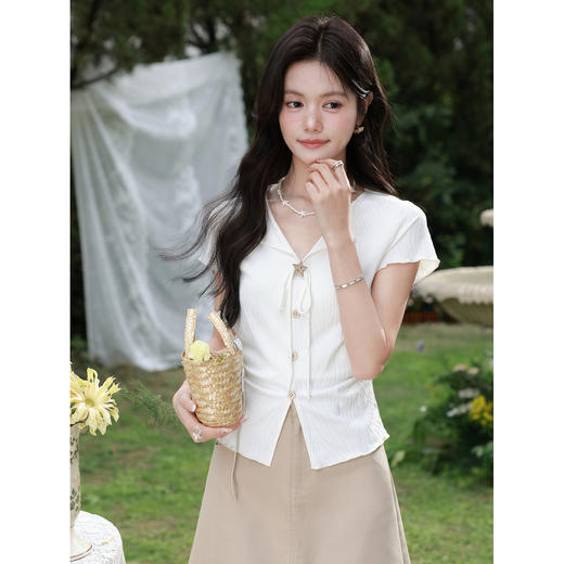 鹿向南【0330/20:00新品前一小时5折限量100件】米白色T恤 商品图1