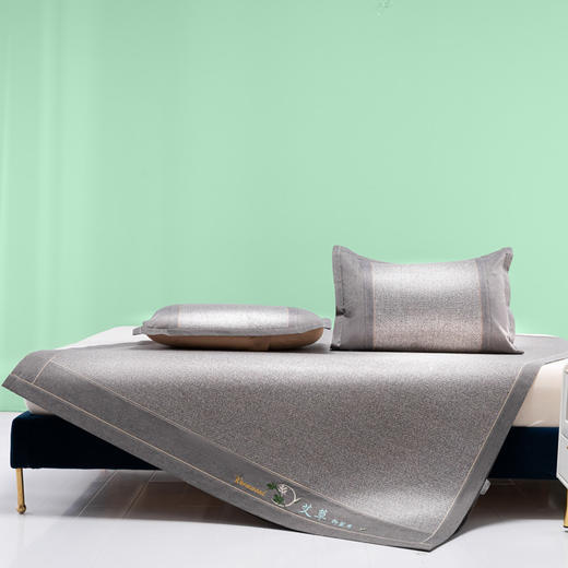 南方生活天然亲肤艾草绣花藤席三件套（180*200枕套48*74cm） 商品图1