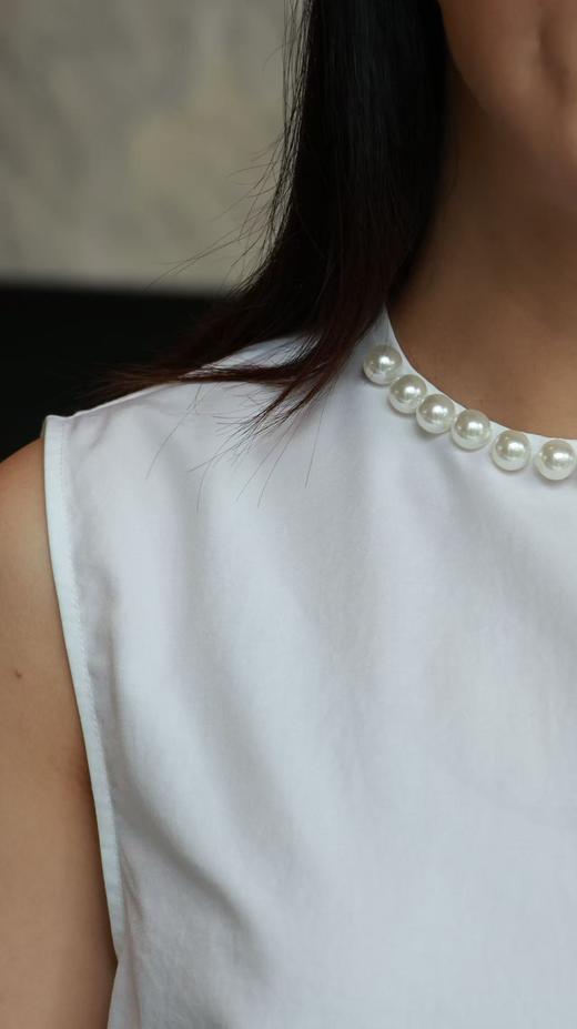 留白|简雅珍珠领设计感上衣（一口价） 商品图3