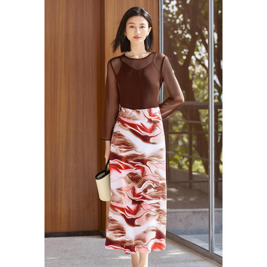咖色罩衫+印花半身裙套装女3891 商品图3