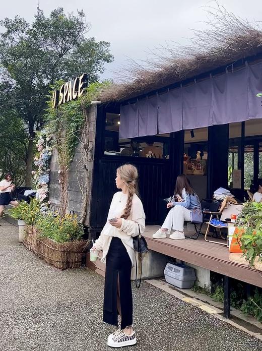 迪奥  新款老花帆布厚底鞋 商品图9