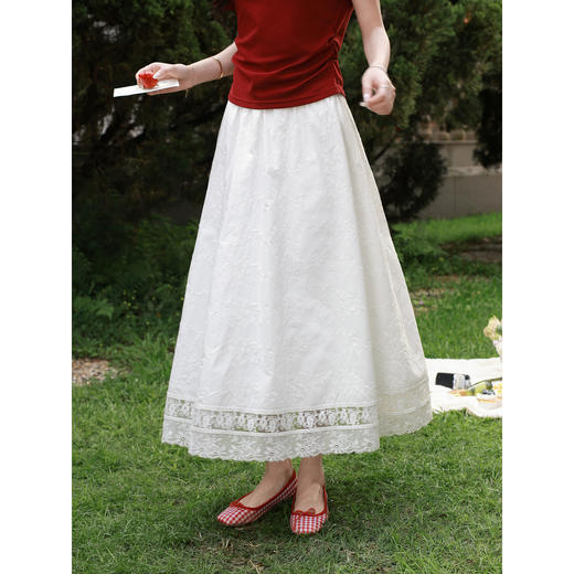 鹿向南【0331/20:00新品前1小时5折限量100件】米白色蕾丝半身裙 商品图2