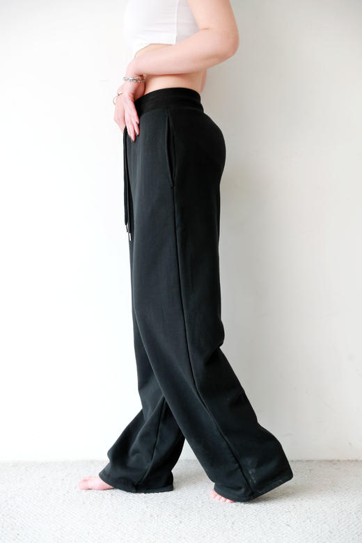 真的好显瘦，yyds阔腿裤一枚。后兜儿小标刺绣松紧腰长裤E032860 商品图13