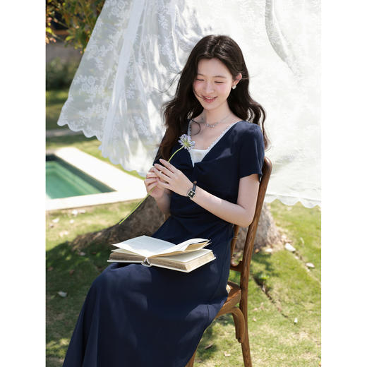 鹿向南「雾岛来信」藏青色法式短袖连衣裙夏季新款收腰A字长裙女 商品图4