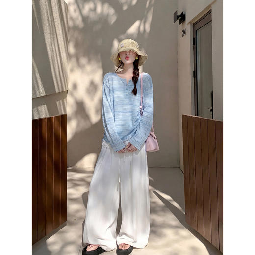 <曾小咸推荐>彩色纽扣长袖防晒T恤罩衫【预售7-15天发货】 商品图1