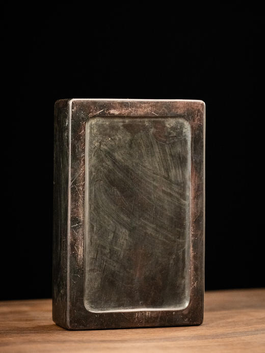 清	夔龙纹钺形池端砚 商品图2