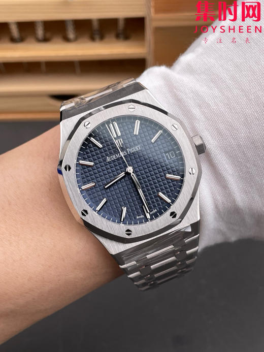 VS爱彼皇家橡树15500系列 男士腕表 表径41mm 丹东4302一体机 新陶瓷滚珠轴承 商品图8