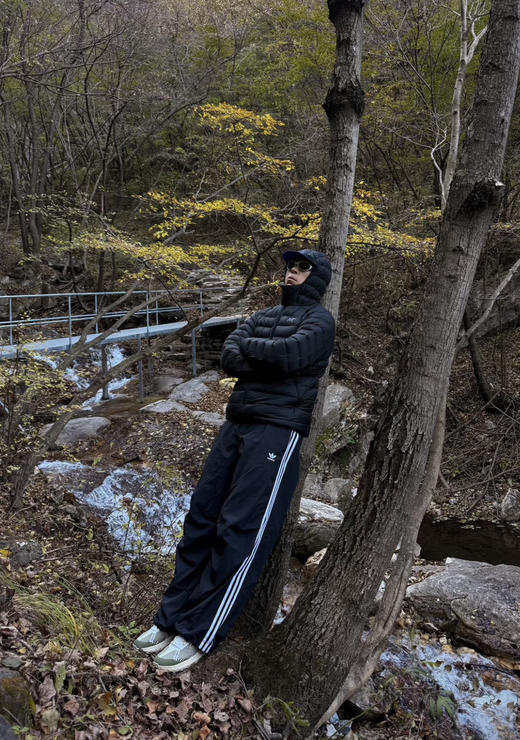 自留。Adi三叶草男女款梭织伞兵运动裤～时髦“万金油”穿搭（售后时间：签收3天内，不合适及时申请） 商品图9
