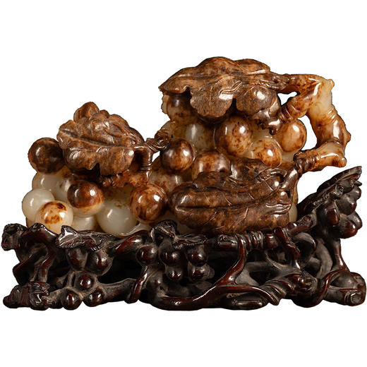 清	和田白玉松鼠葡萄纹摆件 商品图5