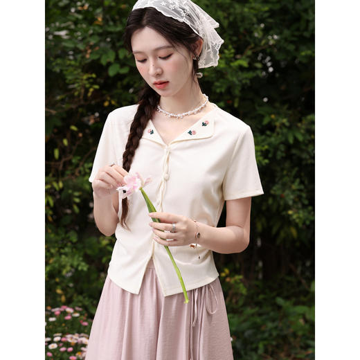 鹿向南【0330/20:00新品前一小时7折限量100件】杏色T恤 商品图4