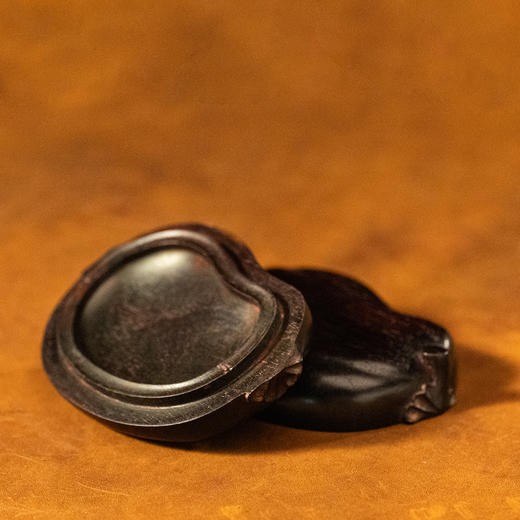 清	紫檀瓜瓞连绵香盒 商品图2