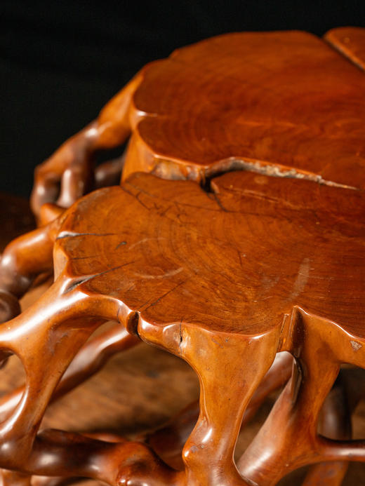 清	黄杨木雕根结形器座 商品图4