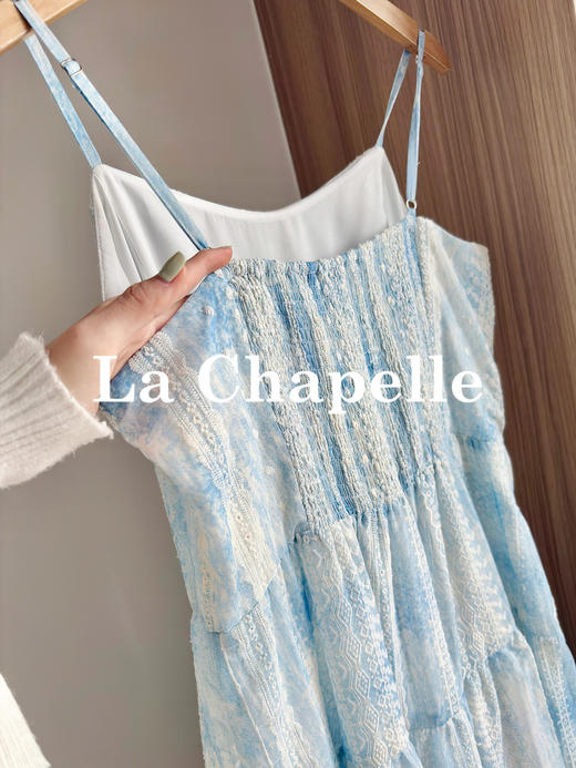 专柜实拍【附立体花胸针】拉夏贝尔/La Chapelle敲值！独特刺绣设计吊带裙温柔净版针织开衫两件套 商品图5