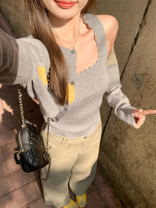 <曾小咸推荐>3.31现货秒杀 ！微信超特价！韩系爱心针织开衫+花边背心两件套 日常229.99 立减130 秒杀99.99！！ 商品图8