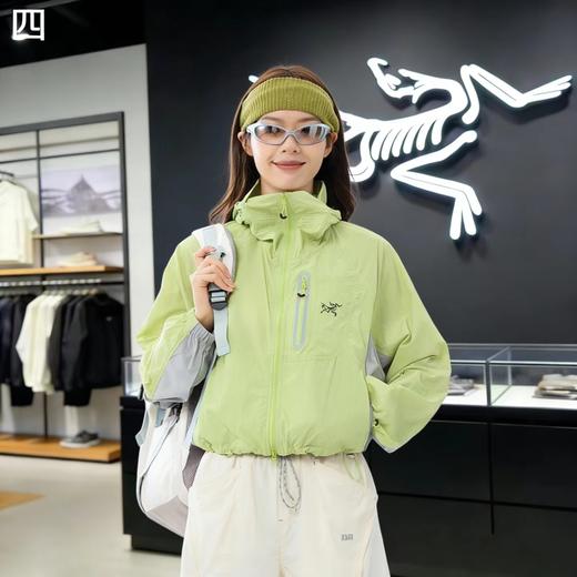 F032944轻薄透气下摆抽绳修身收腰女款连帽防晒衣 商品图9