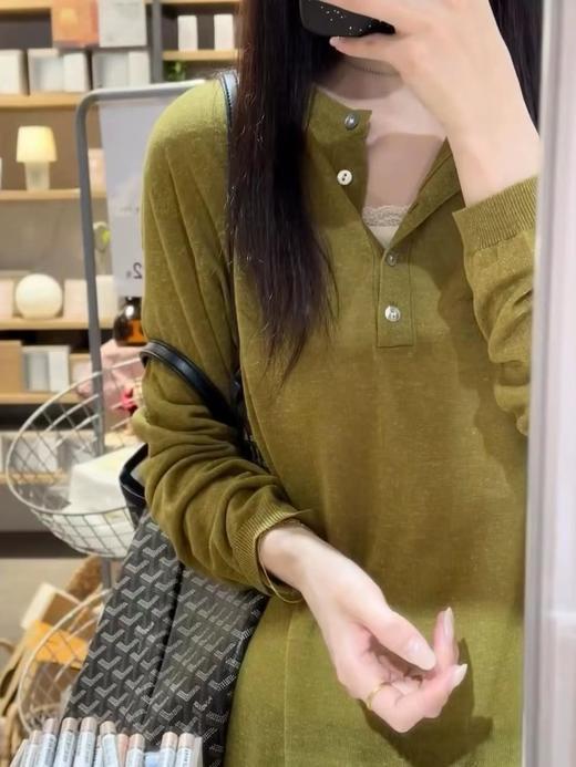 F032954显白老钱姜黄色春夏新款老钱风天爽亚麻排扣长袖针织衫 商品图2