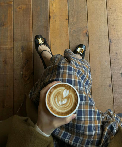 FERRAGAMO 菲拉格慕春夏经典款芭蕾鞋  （DBG) 商品图12