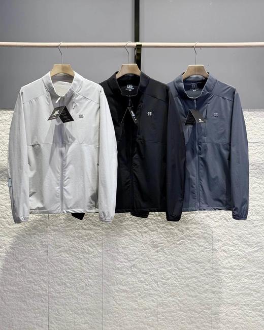 F032976轻量凉感防水透气弹力休闲立领薄款外套防晒衣情侣款 商品图0