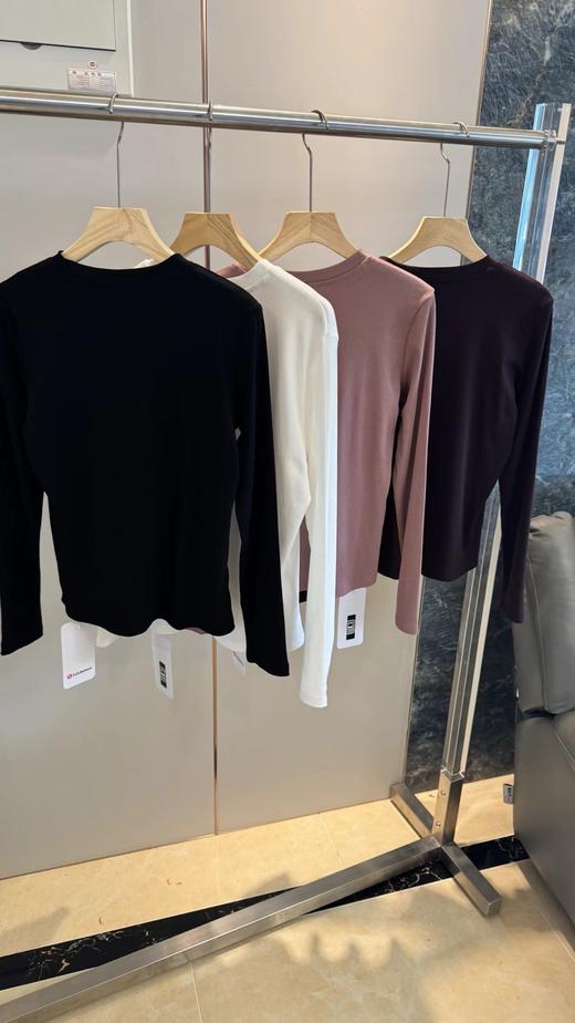 F032908气质美式亨利领T恤打底衫瑜伽运动修身正肩长袖上衣 商品图0