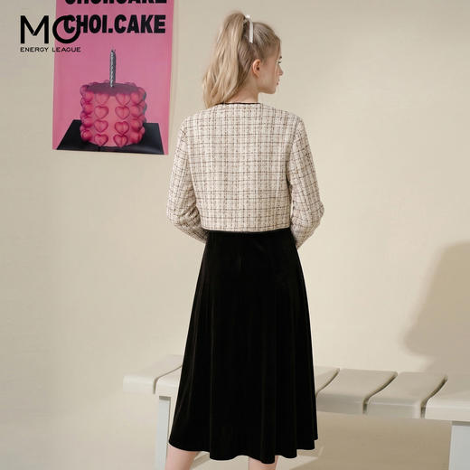 mc2气质显瘦小香风套装女2023秋冬新款法式复古千金风外套+吊带裙 商品图3
