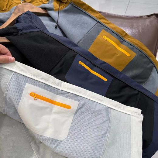 F032967防风防泼水弹力户外运动登山徒步内里薄绒连帽软壳外套 商品图7