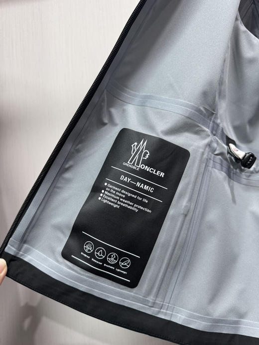 出欧洲原单 MonclerGrenoble冲锋衣系列连帽女士冲锋衣，
颜色：暗夜黑，暖砂橙，暖雾灰
尺码：0.1.2.3 商品图6