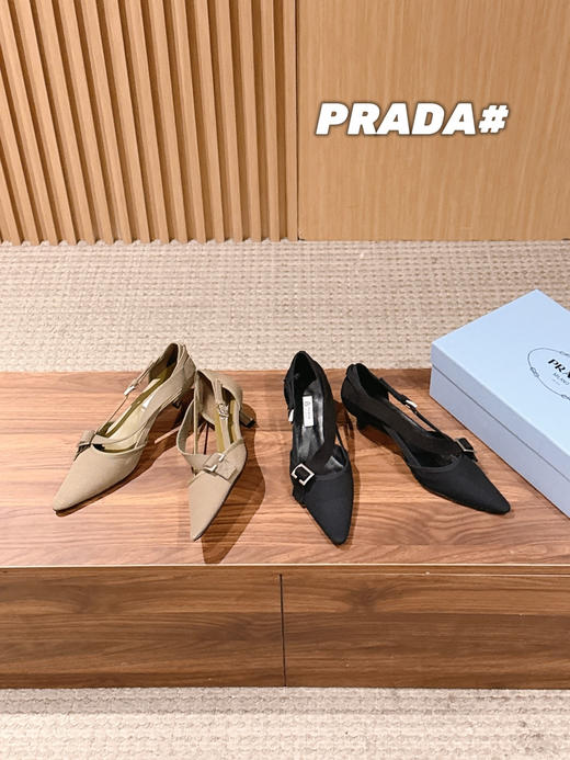 Prada 普拉达走秀款尖头镂空高跟鞋   （DBG） 商品图1