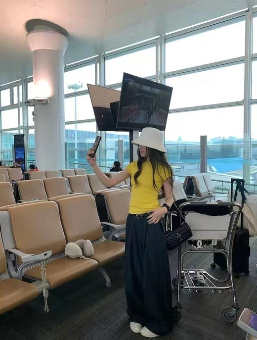 F032960新款设计感薄款褶皱显瘦防褪色牛仔裤直筒阔腿裤 商品图1