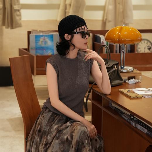 PanYiXiu/潘依绣人丝小众麻花编织修身显瘦百搭圆领无袖背心 ZZ1157 商品图0