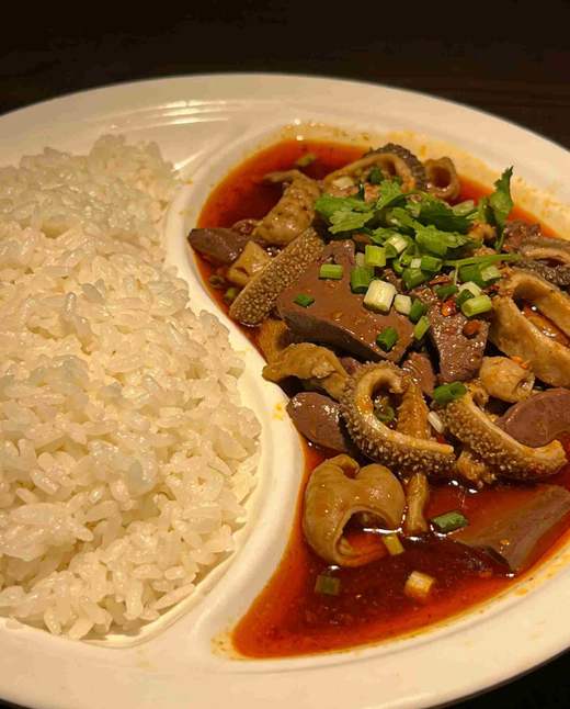 川味麻辣牛杂饭 商品图0