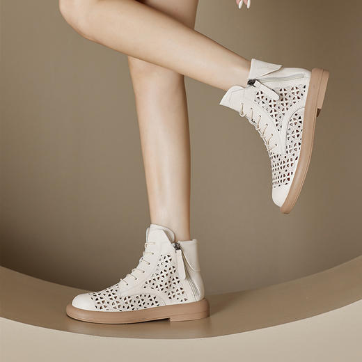 春季新款镂空马丁靴真皮短靴时尚复古风女靴侧拉链低筒镂空马丁靴9027-0 商品图2