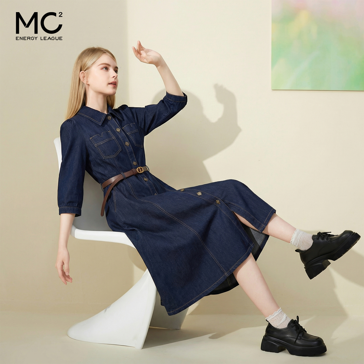 mc2牛仔连衣裙女秋2023年春装新款气质显瘦八分袖a字翻领牛仔裙