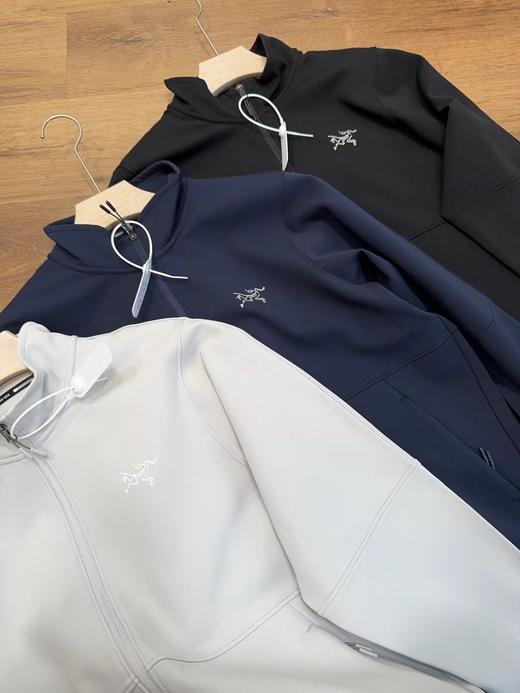 F032970春季新款立领日常休闲户外运动透气舒适外套 商品图1