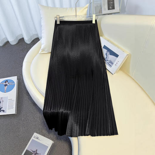 丁摩 法式温柔风百褶半身裙女春夏新款压褶缎面裙垂感显瘦气质裙子6ZF-7166 商品图1