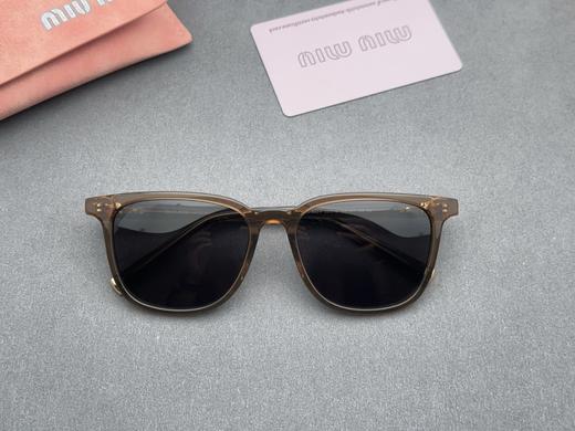 缪*缪新款太阳镜 墨镜 Mod: SMU B03-F（JH） 商品图3