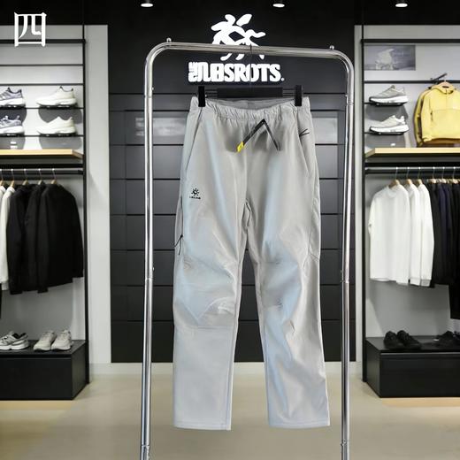 F032947简约休闲款户外防风防水耐磨立体裁剪冲锋裤 商品图4