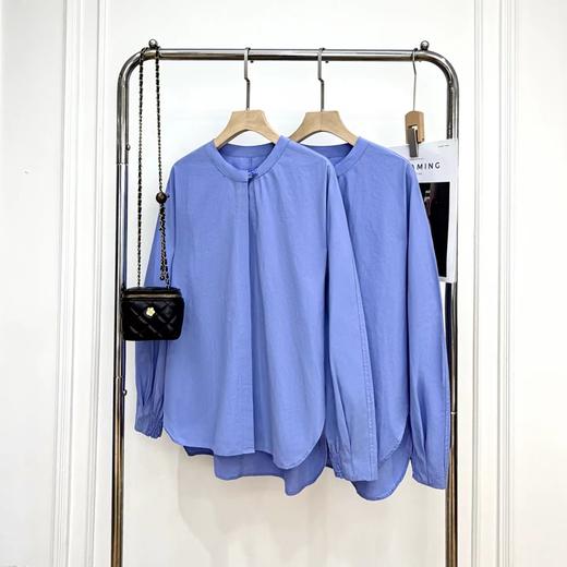 F032959显白蔚蓝色~早春新款新中式设计感领口盘扣气质衬衫 商品图0
