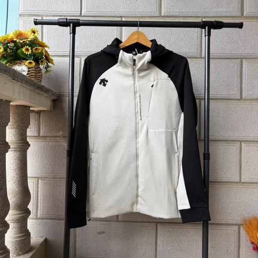 F032966春季户外休闲情侣款立体剪裁连帽针织开衫外套 商品图5