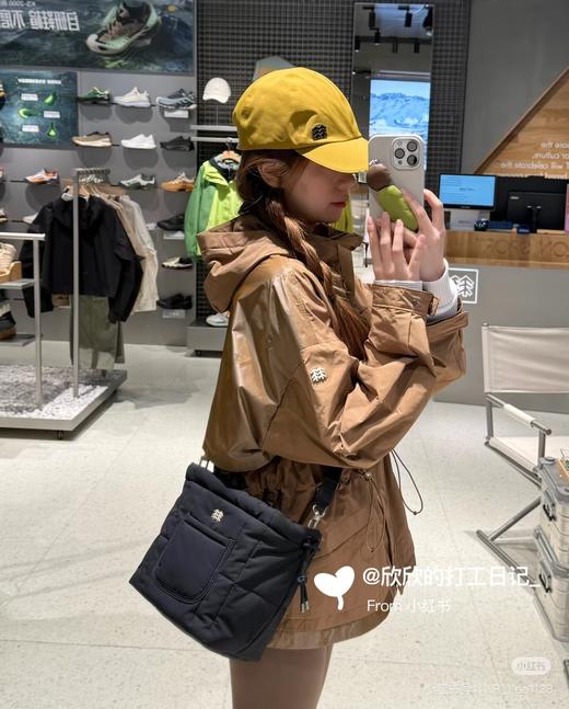 一店d Kolon女士蕞--新户外『收腰』梭织外套  一件可以封--神的户外风衣  这一季颜色也太好看了吧 完全长在了审美上 商品图9