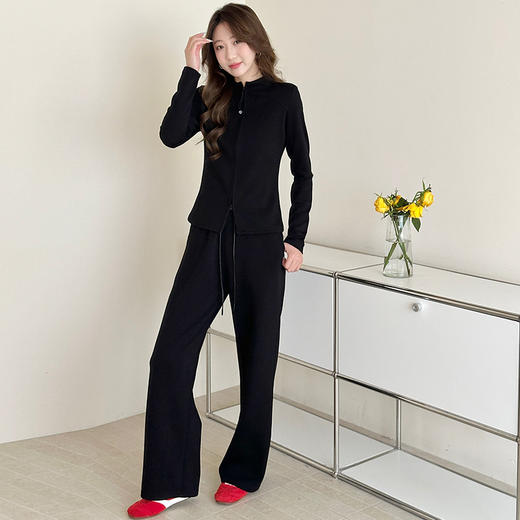 K.HIP 小蛮腰云感空气层套装 26027 云朵般亲肤舒适 高弹不勒 自由舒展 运动不拘束 商品图8