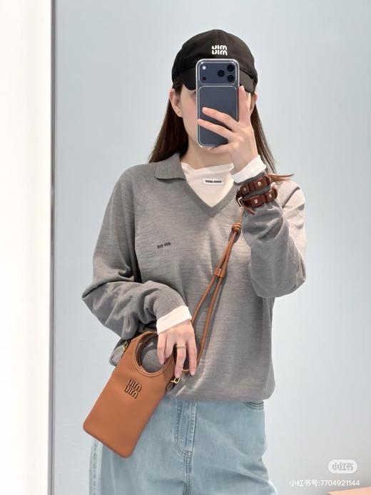 女款宽松V领针织衫hu017 商品图2