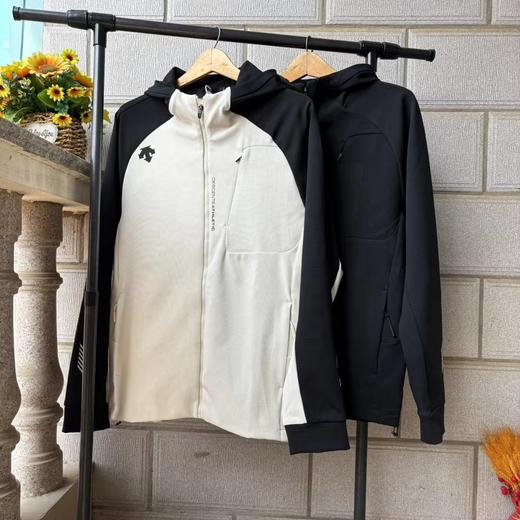 F032966春季户外休闲情侣款立体剪裁连帽针织开衫外套 商品图1