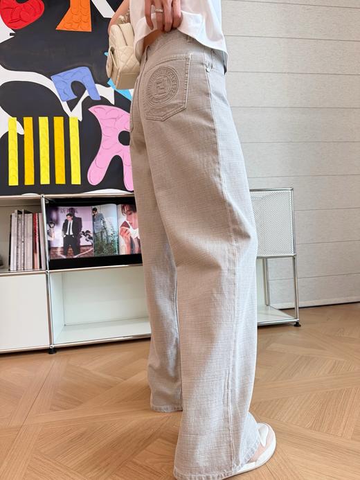 芬迪 新款重工裸灰色牛仔裤 商品图7